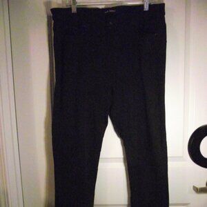 WOMENS SIZE 18 "BLUE SAVVY" brand BLACK STRAIGHT LEG STRETCH PANT